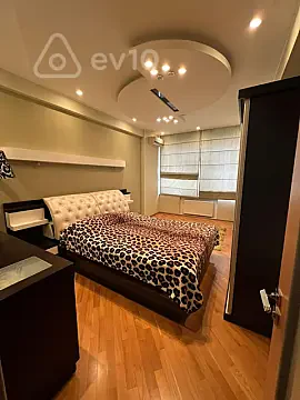 Kirayə verilir 3 otaqlı yeni tikili 160 m² — Bakı, Nəsimi 3 otaq 160.00 m²