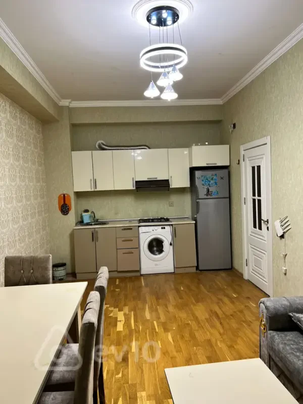 Kirayə verilir 2 otaqlı yeni tikili 49 m²