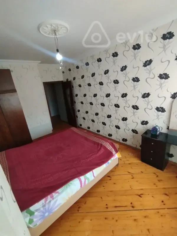 Kirayə verilir 2 otaqlı yeni tikili 50 m²