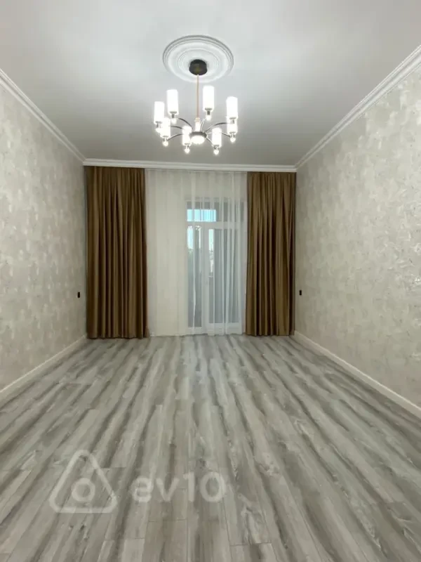 Satılır 3 otaqlı köhnə tikili 58 m²