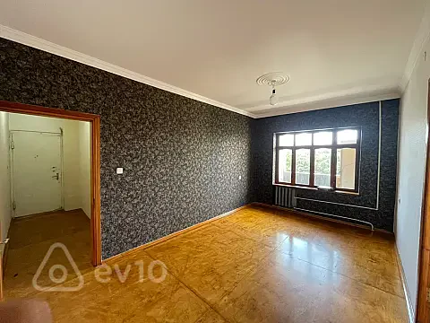 Satılır 1 otaqlı köhnə tikili 40 m² — Bakı, Suraxanı 1 otaq 40.00 m²