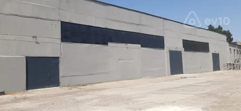 Kirayə verilir mənzil 2700 m² — Bakı, Abşeron 2700.00 m²