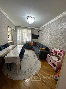 Kirayə verilir 2 otaqlı köhnə tikili 65 m² — Bakı, Binəqədi 2 otaq 65.00 m²