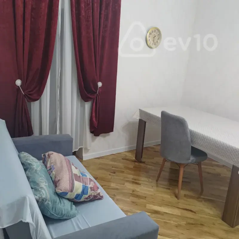 Kirayə verilir 2 otaqlı yeni tikili 40 m²