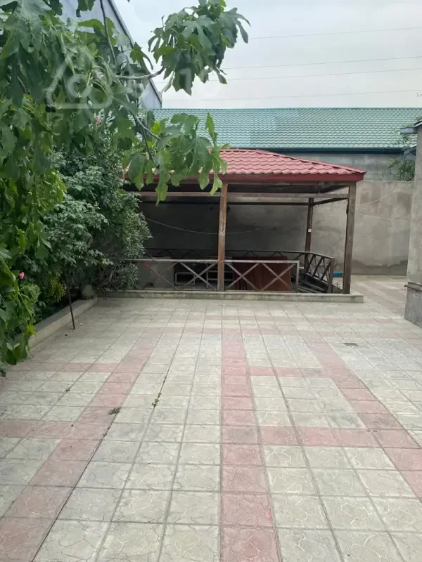 Kirayə verilir 3 otaqlı həyət evi 90 m²