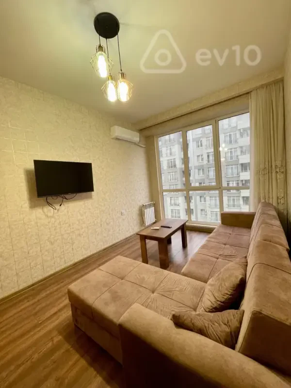 Kirayə verilir 2 otaqlı yeni tikili 60 m²