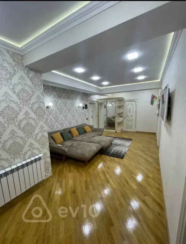 Kirayə verilir 3 otaqlı yeni tikili 96 m²
