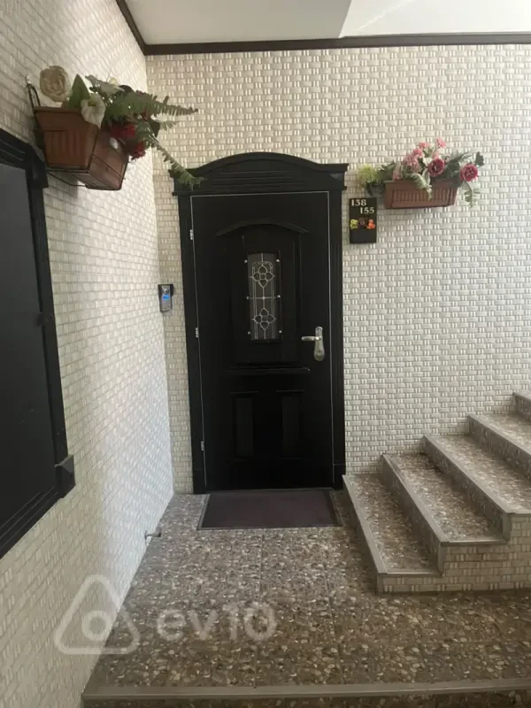 Satılır 4 otaqlı yeni tikili 220 m²