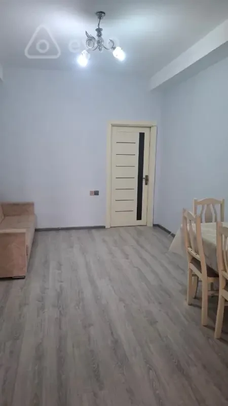 Kirayə verilir 2 otaqlı yeni tikili 60 m²