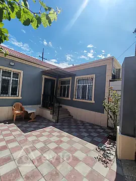 Satılır 4 otaqlı həyət evi 150 m² — Bakı, Binəqədi 4 otaq 150.00 m²