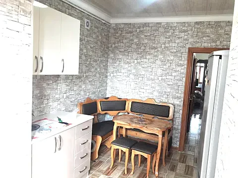 Kirayə verilir 3 otaqlı köhnə tikili 90 m² — Bakı, Xətai 3 otaq 90.00 m²