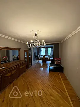 Satılır 3 otaqlı köhnə tikili 93 m² — Bakı, Nərimanov 3 otaq 93.00 m²