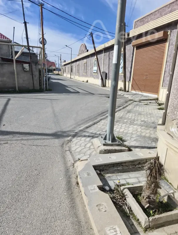 Satılır mənzil 265 m²