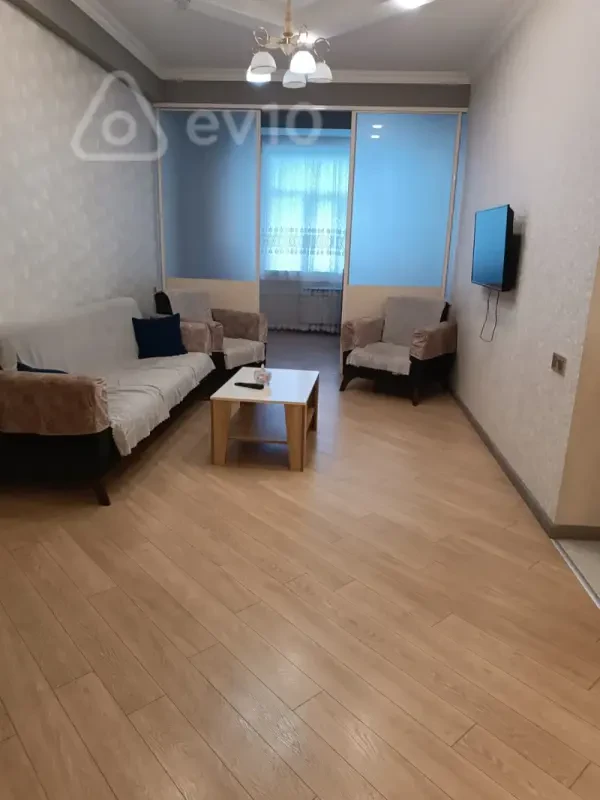 Kirayə verilir 3 otaqlı yeni tikili 100 m²