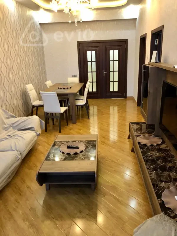 Kirayə verilir 2 otaqlı yeni tikili 64 m²