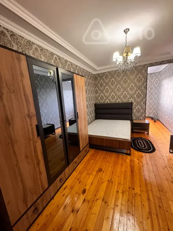Kirayə verilir 3 otaqlı yeni tikili 72 m²