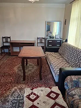 Kirayə verilir 2 otaqlı köhnə tikili 45 m² — Bakı, Nərimanov 2 otaq 45.00 m²
