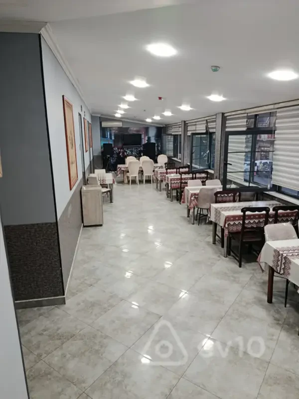 Kirayə verilir mənzil 250 m²