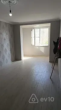 Kirayə verilir 3 otaqlı köhnə tikili 80 m² — Sumqayıt 3 otaq 80.00 m²