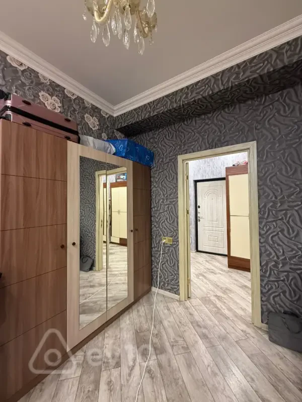 Kirayə verilir 2 otaqlı yeni tikili 70 m²