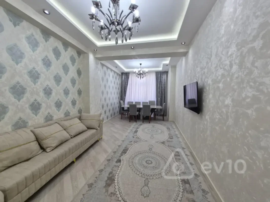 Kirayə verilir 3 otaqlı yeni tikili 100 m²