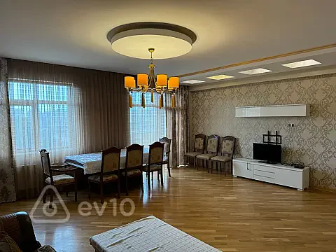 Kirayə verilir 3 otaqlı yeni tikili 170 m² — Bakı, Nəsimi 3 otaq 170.00 m²
