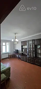 Kirayə verilir 1 otaqlı köhnə tikili 40 m² — Bakı, Nərimanov 1 otaq 40.00 m²