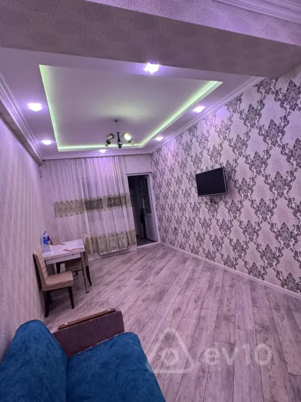 Kirayə verilir 2 otaqlı yeni tikili 55 m²