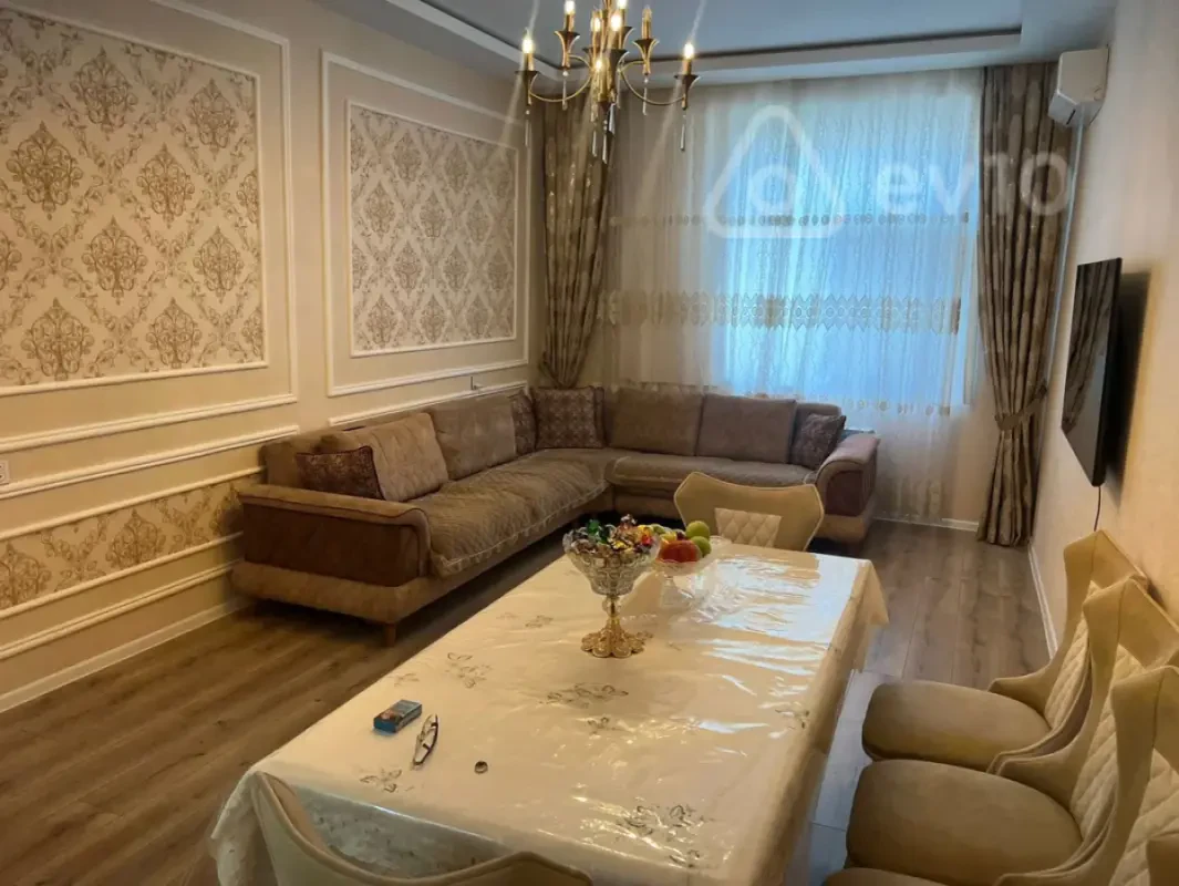 Kirayə verilir 2 otaqlı yeni tikili 95 m²