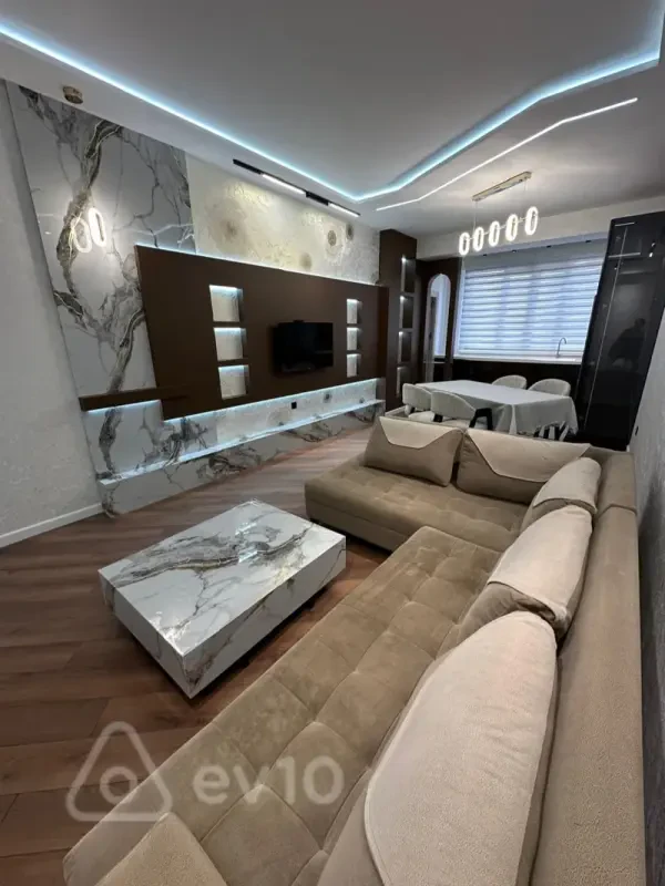 Kirayə verilir 3 otaqlı yeni tikili 90 m²