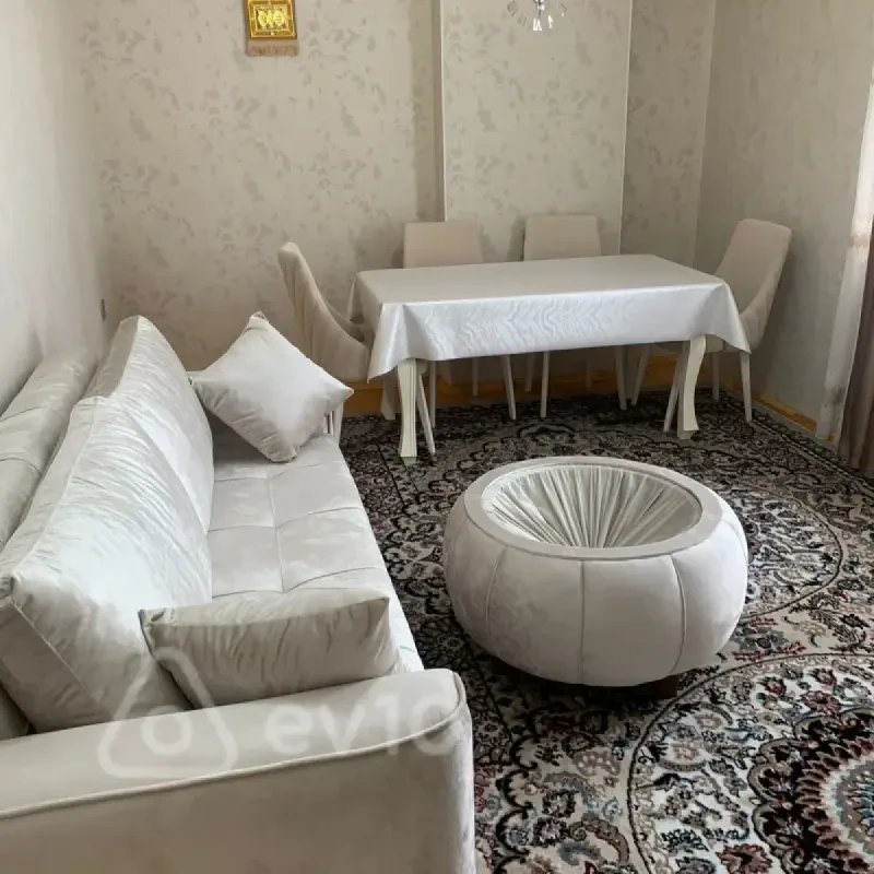 Kirayə verilir 1 otaqlı yeni tikili 82 m²