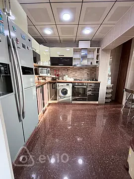 Kirayə verilir 1 otaqlı köhnə tikili 120 m² — Bakı, Binəqədi 1 otaq 120.00 m²