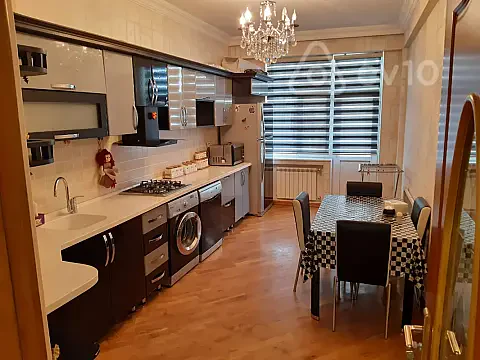 Kirayə verilir 2 otaqlı yeni tikili 105 m² — Bakı, Yasamal 2 otaq 105.00 m²