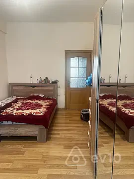 Kirayə verilir 2 otaqlı köhnə tikili 80 m² — Bakı, Nərimanov 2 otaq 80.00 m²
