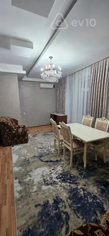 Kirayə verilir 2 otaqlı yeni tikili 90 m²