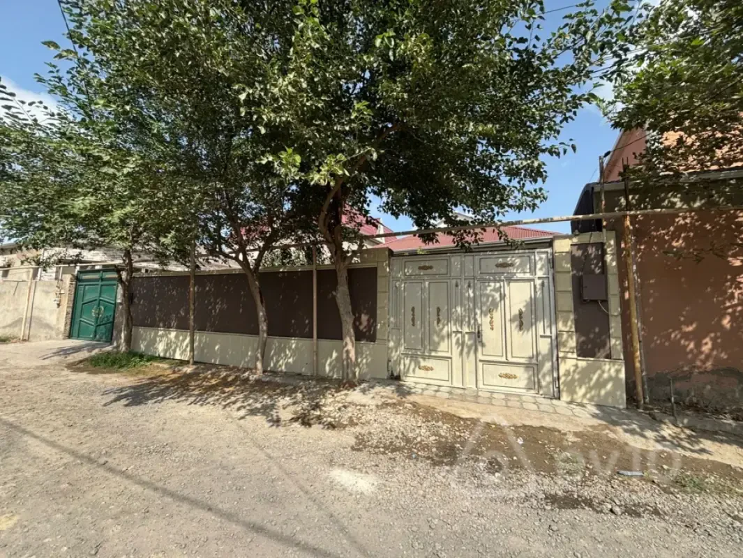 Satılır 4 otaqlı həyət evi 115 m²