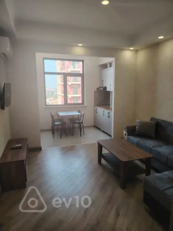 Kirayə verilir 2 otaqlı yeni tikili 60 m²