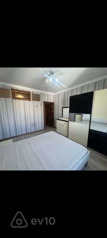 Kirayə verilir 3 otaqlı yeni tikili 80 m²
