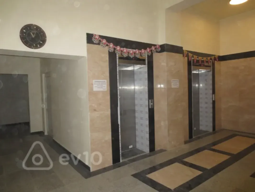Satılır 5 otaqlı yeni tikili 155 m²