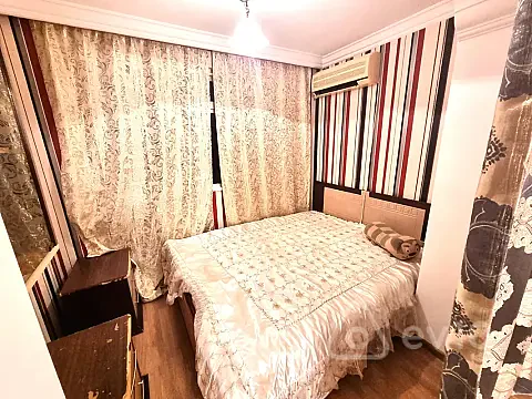 Kirayə verilir 1 otaqlı köhnə tikili 45 m² — Bakı, Nizami 1 otaq 45.00 m²