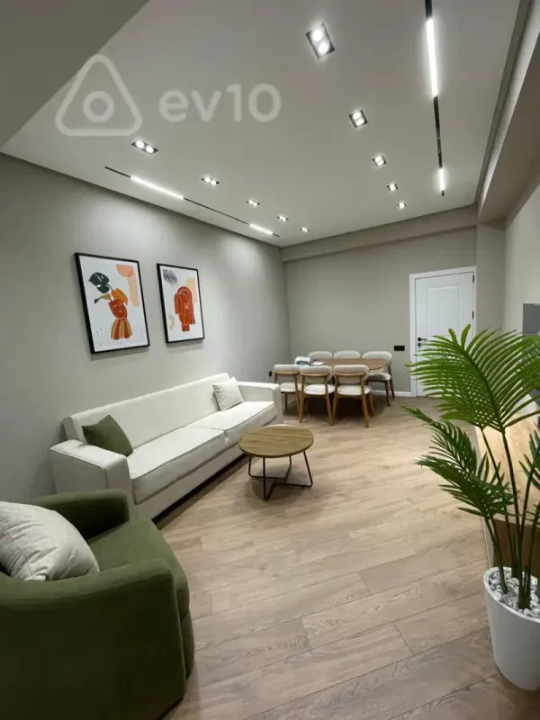 Kirayə verilir 3 otaqlı yeni tikili 100 m²
