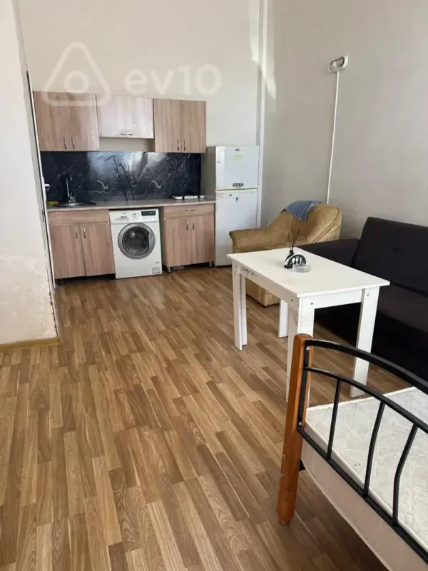 Kirayə verilir 1 otaqlı yeni tikili 26 m²