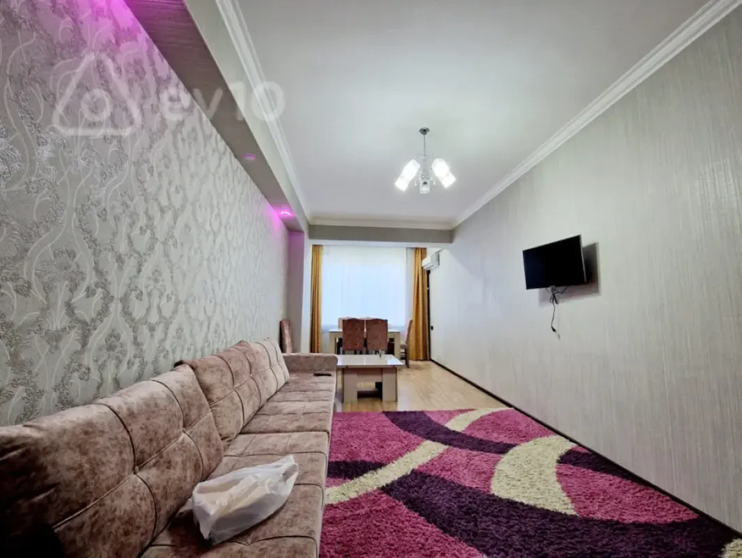 Kirayə verilir 2 otaqlı yeni tikili 75 m²