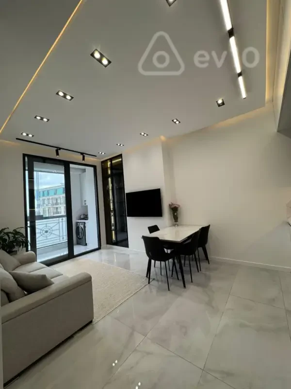Kirayə verilir 2 otaqlı yeni tikili 65 m²