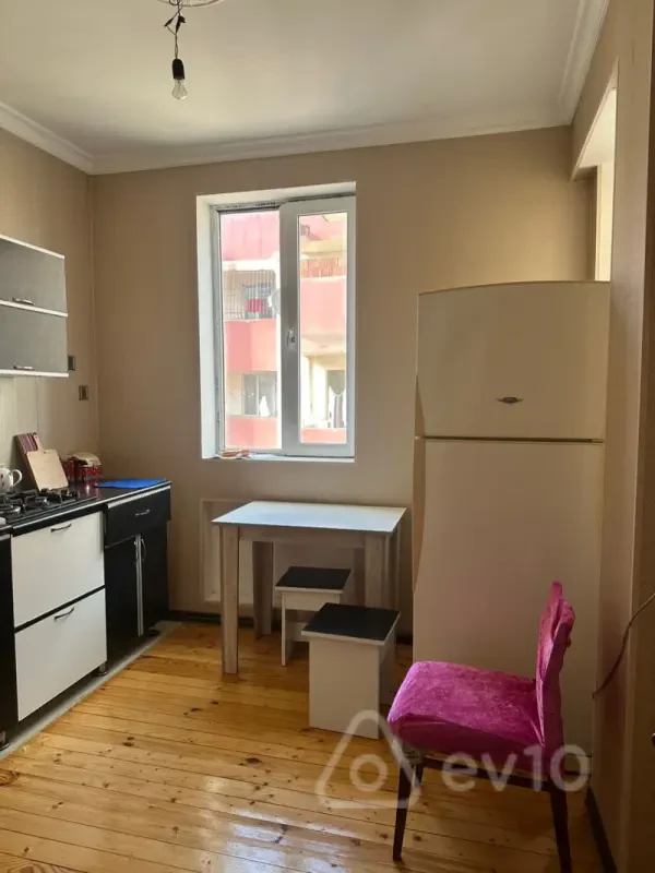 Kirayə verilir 2 otaqlı yeni tikili 60 m²