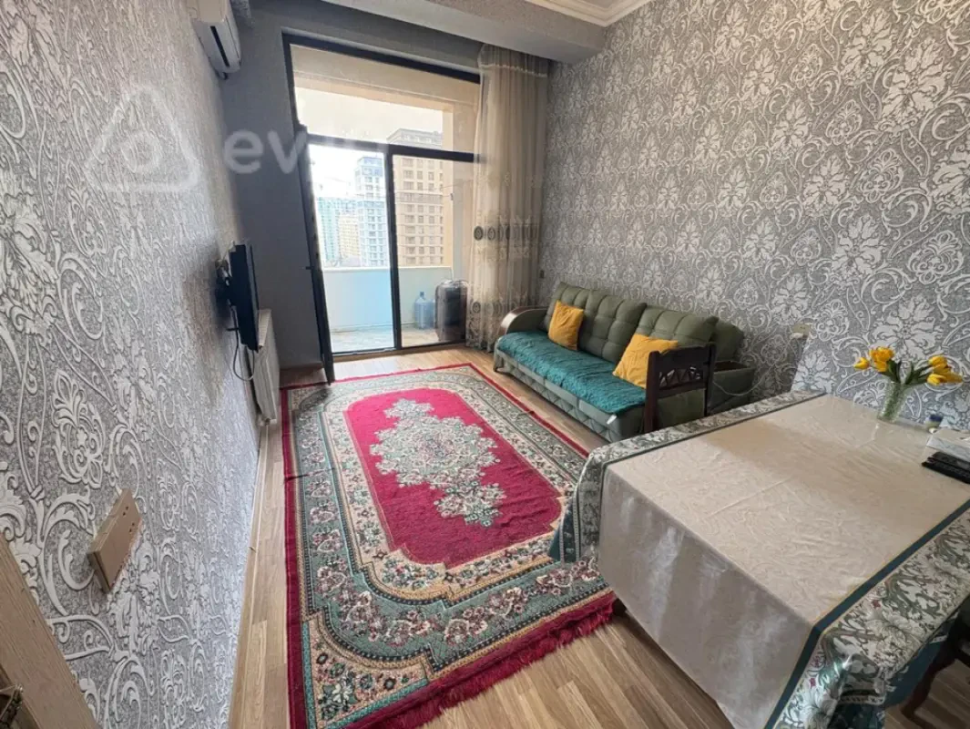 Kirayə verilir 2 otaqlı yeni tikili 60 m²