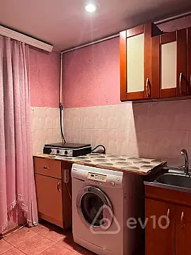 Kirayə verilir 1 otaqlı köhnə tikili 45 m² — Bakı, Nizami 1 otaq 45.00 m²