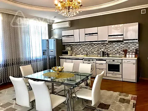 Kirayə verilir 4 otaqlı yeni tikili 155 m² — Bakı, Nəsimi 4 otaq 155.00 m²