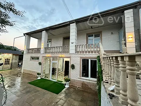 Satılır 6 otaqlı həyət evi 275 m² — Bakı, Abşeron 6 otaq 275.00 m²