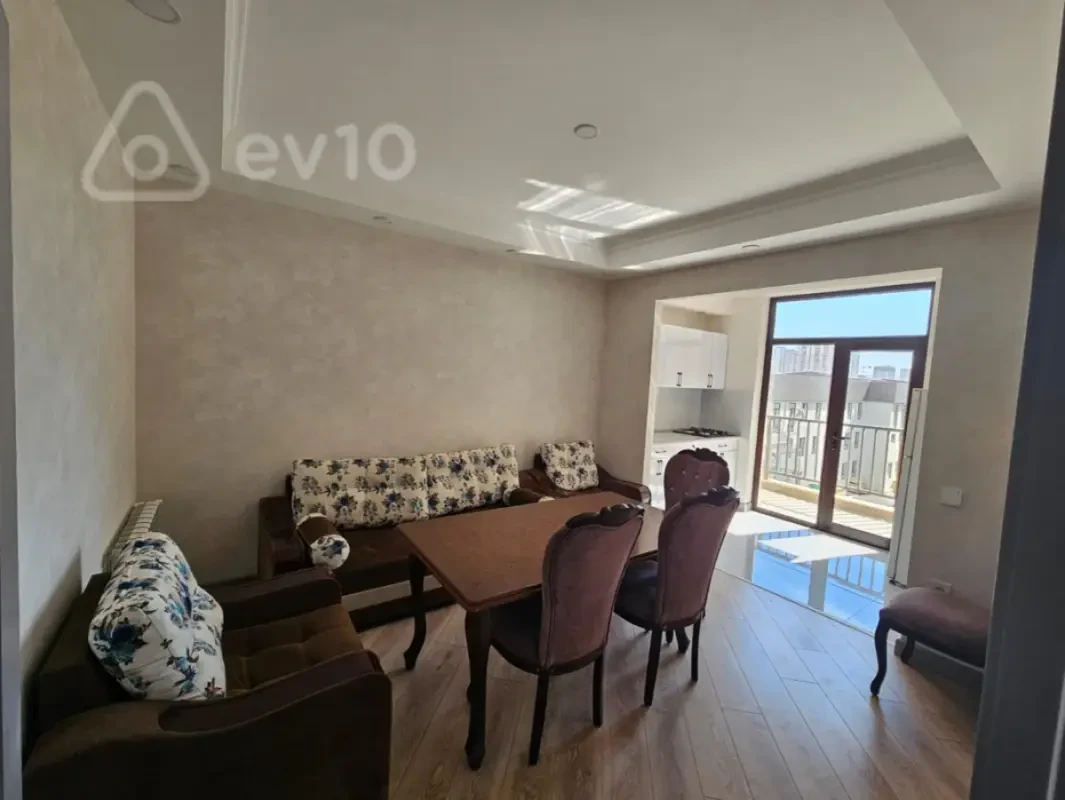 Kirayə verilir 2 otaqlı yeni tikili 60 m²